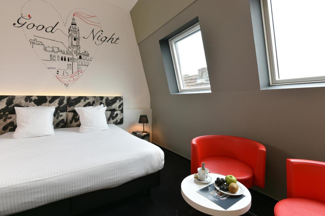 Martin'S Dream Hotel Mons Exterior foto